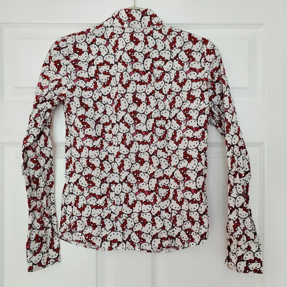VINTAGE Hello Kitty Button down - Picture 6 of 9